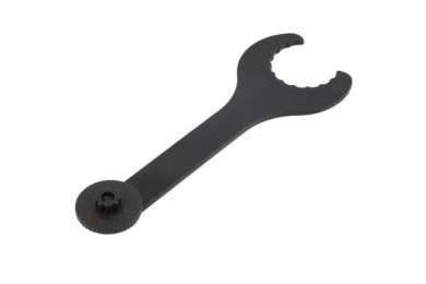 Multi-functional integral shaft wrench with crank cover tool bicycle wrench
